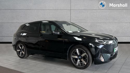 BMW iX