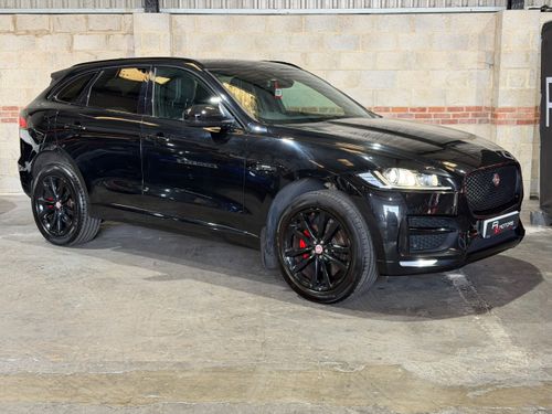 Jaguar F Pace