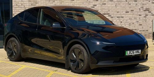 Tesla MODEL  Y