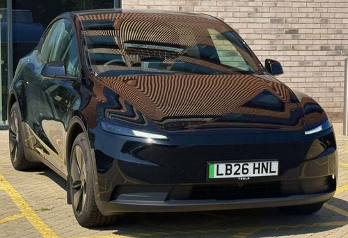 Tesla MODEL  Y