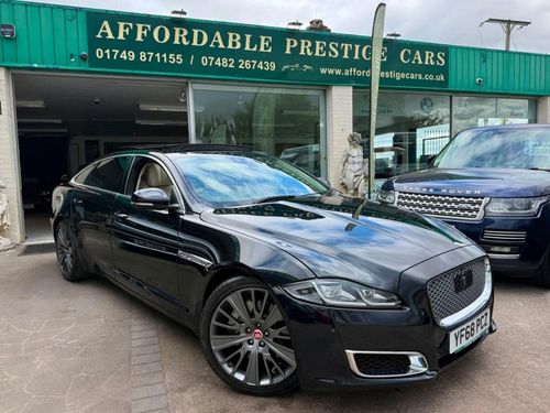 Jaguar XJ