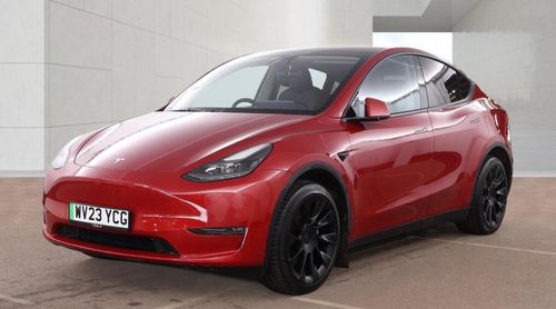 Tesla MODEL  Y