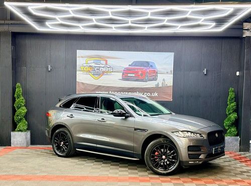 Jaguar F Pace