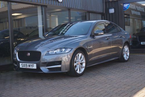 Jaguar XF