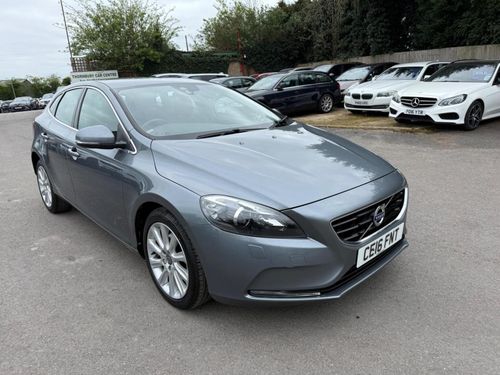 Volvo V40