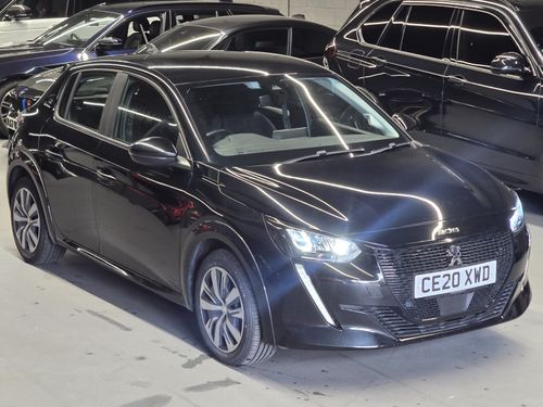 Peugeot E-208