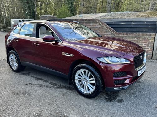 Jaguar F Pace