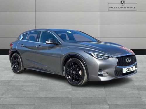 Infiniti Q30