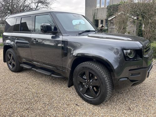 Land Rover Defender 110