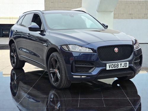 Jaguar F Pace