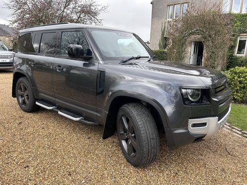 Land Rover Defender 110