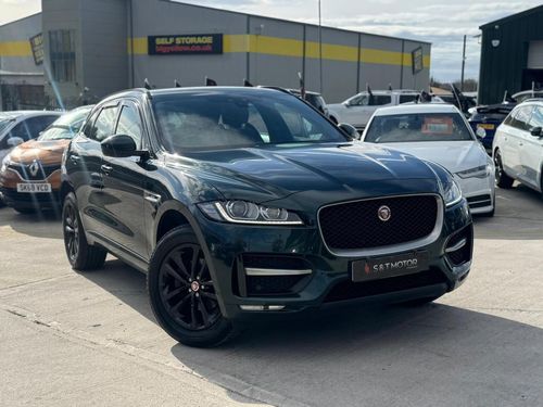 Jaguar F Pace