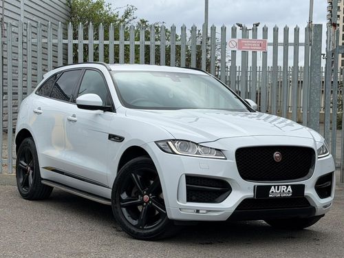 Jaguar F Pace