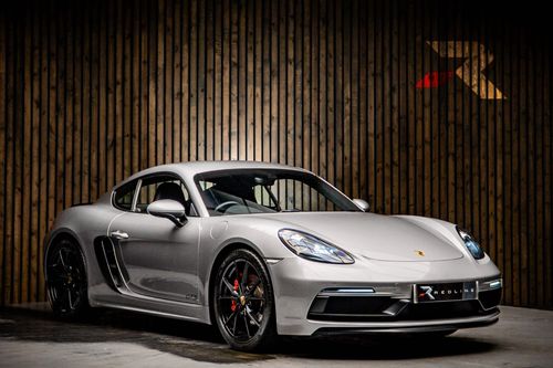 Porsche 718 Cayman
