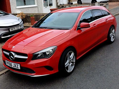 Mercedes Benz CLA