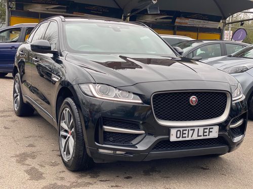 Jaguar F Pace