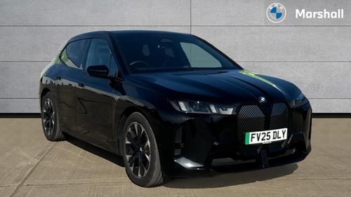 BMW iX