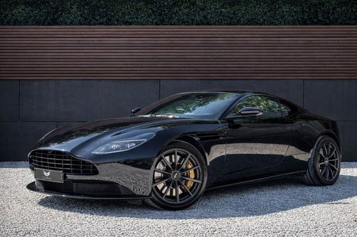 Aston Martin DB11
