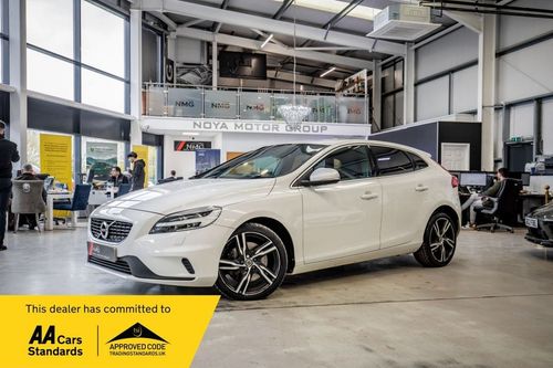 Volvo V40