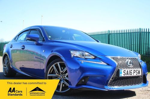 Lexus IS