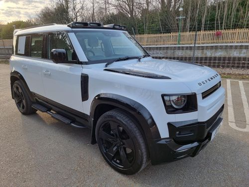 Land Rover Defender 110