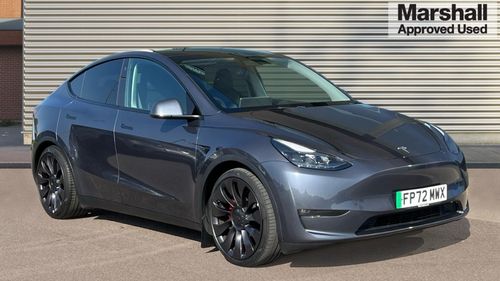 Tesla MODEL  Y