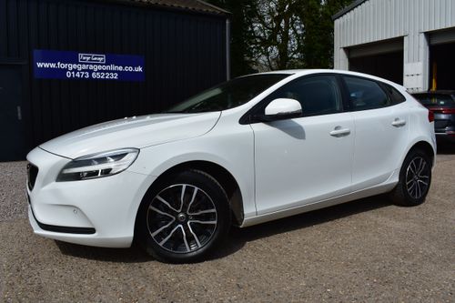 Volvo V40