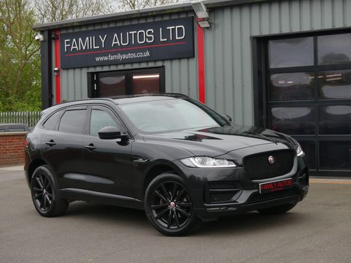 Jaguar F Pace