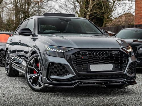 Audi RSQ8