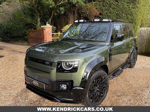 Land Rover Defender 110