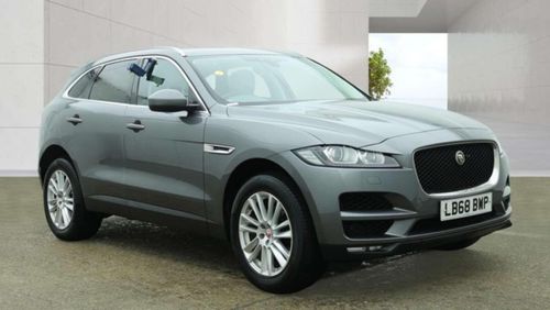 Jaguar F Pace