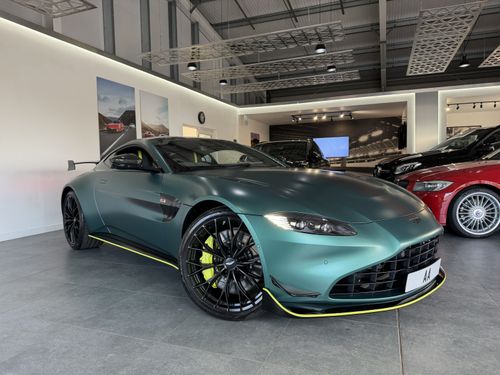 Aston Martin Vantage