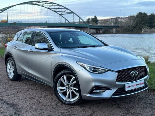 Infiniti Q30