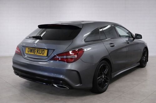 Mercedes Benz CLA