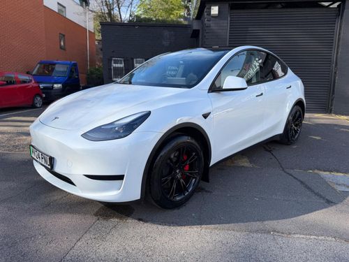 Tesla MODEL  Y