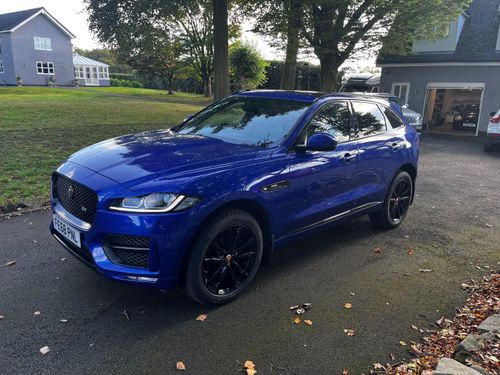 Jaguar F Pace