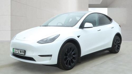 Tesla MODEL  Y