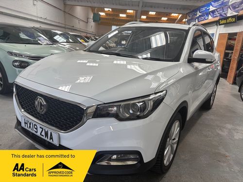 MG ZS