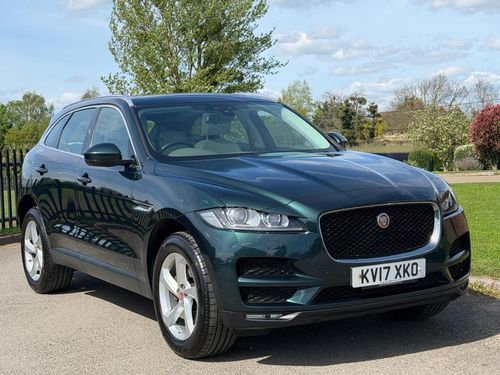 Jaguar F Pace
