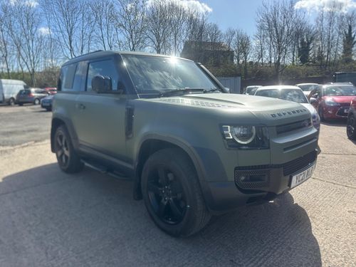 Land Rover Defender 90