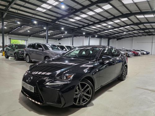 Lexus IS