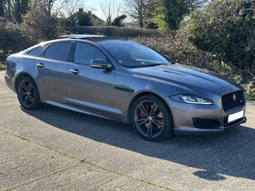 Jaguar XJ