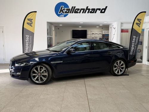 Jaguar XJ