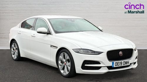 Jaguar XE