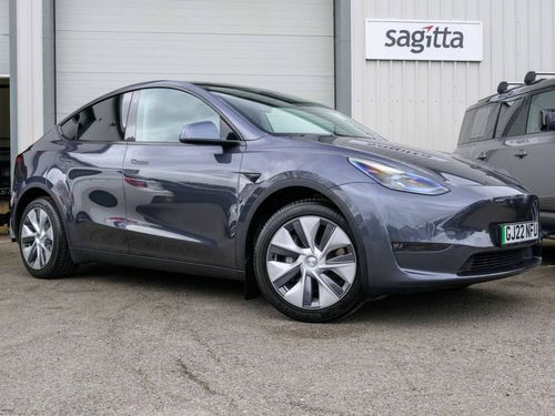 Tesla MODEL  Y