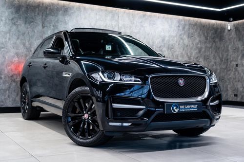 Jaguar F Pace