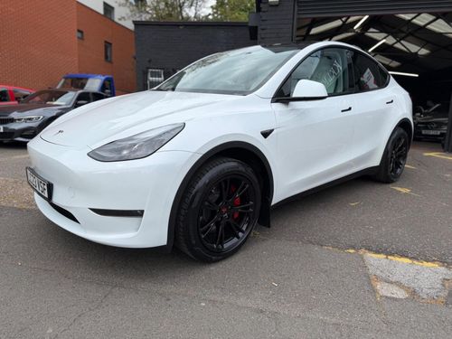 Tesla MODEL  Y