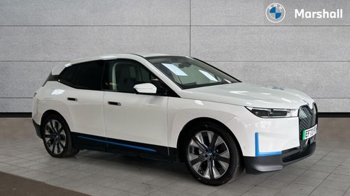 BMW iX