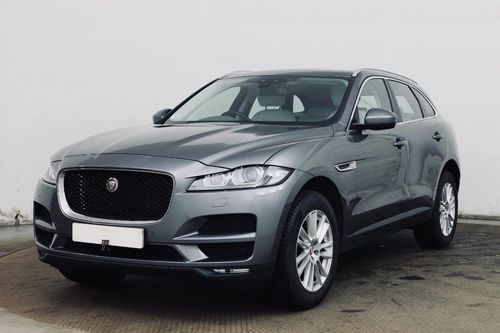 Jaguar F Pace