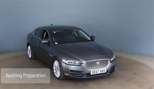 Jaguar XE